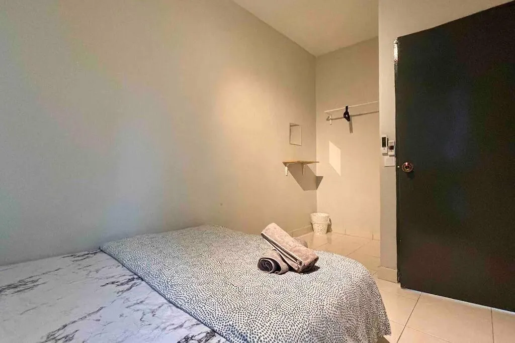 Moderm Spacious 6Pax S Pice Penang Bayan Lepas 0*,  Malaysia